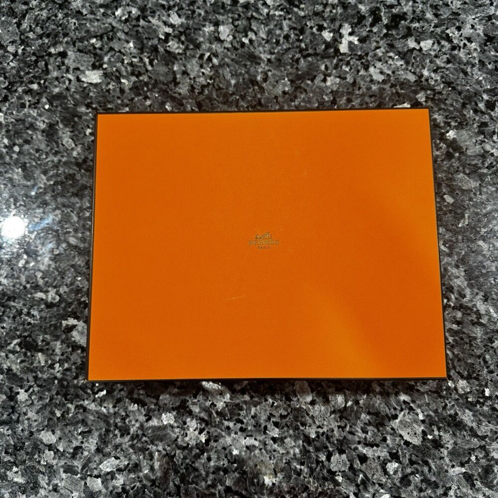 Hermes Paris Authentic Orange Shopping Gift Empty Box 11 x 9 x 3